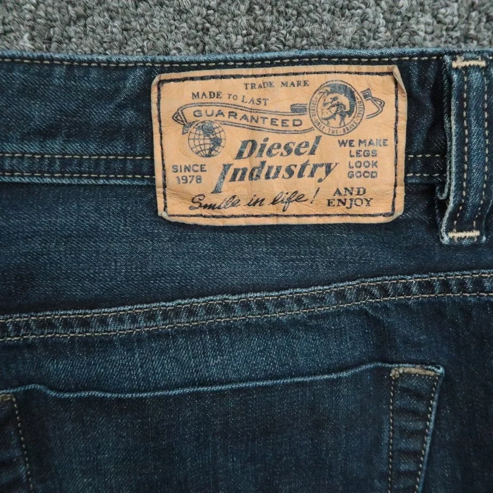 Diesel Jeans Mens 38x32 Blue Viker Straight 5 Pocket Dark Wash Denim